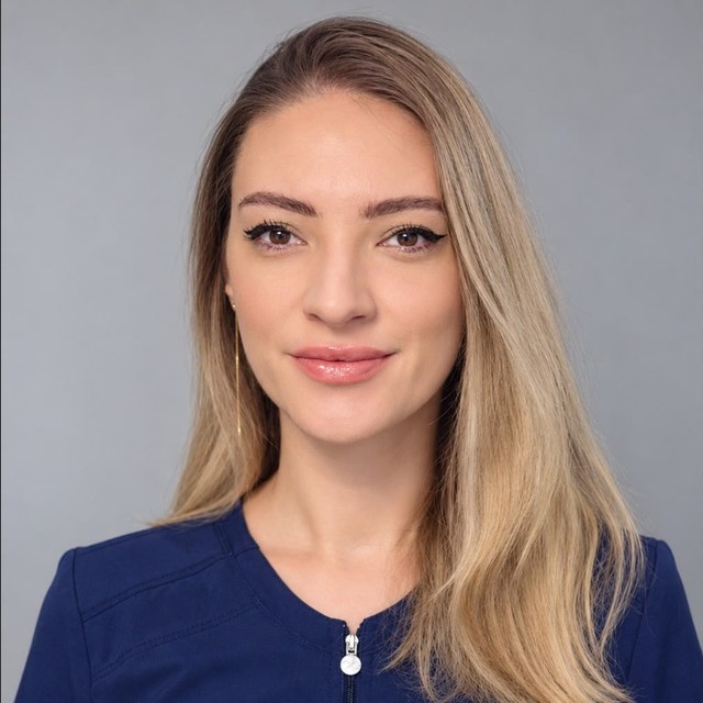 Paula Martiniuc, Pedodonție — The Dental Clinic